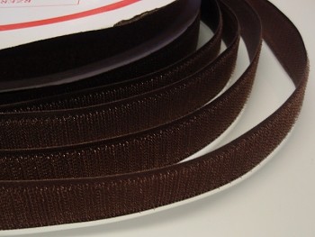 Suchý zip šíře 25mm hnědý KOMPLET