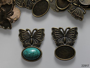 Bižuterní lůžko bronzové s motýlem, á 1ks