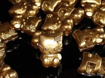 Zlaté HELLO KITTY knoflíky velké metalické,  á 1ks