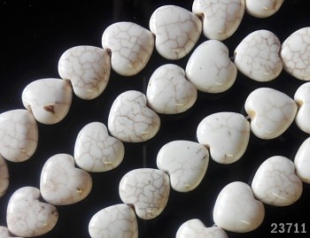 Howlite přírodní minerál SRDCE srdíčko